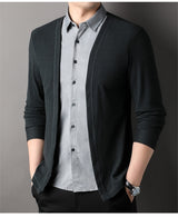 Men's fake two-piece shirt collar knitted cardigan!